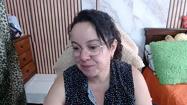 Snapshot of Sonialorens_ chatting on 19, 9, 2025 Sonialorens online show from 19, 9, 2025