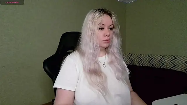 elven dreams  online show from 3, 1, 2025