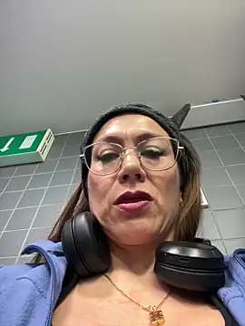 angelitasexy81 online show from 16, 3, 2025