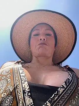 angelitasexy81 online show from 26, 4, 2026