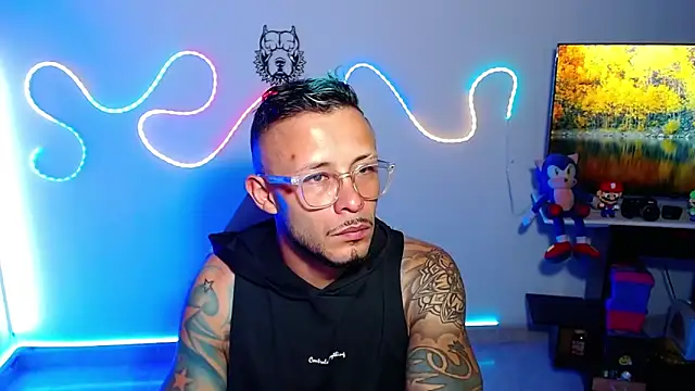 sebastian horny online show from 5, 10, 2025