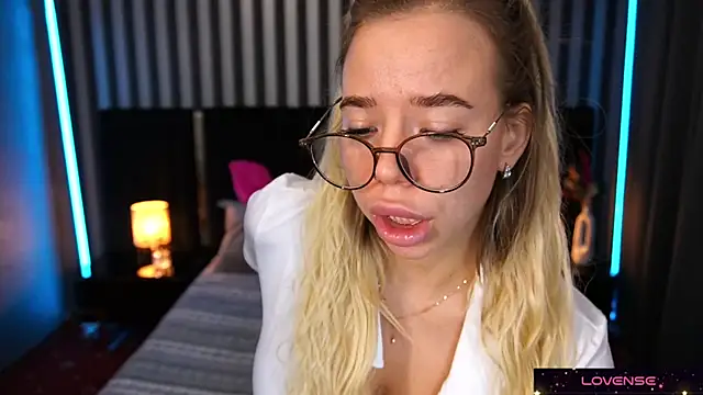 Sexy Ira online show from 15, 1, 2025