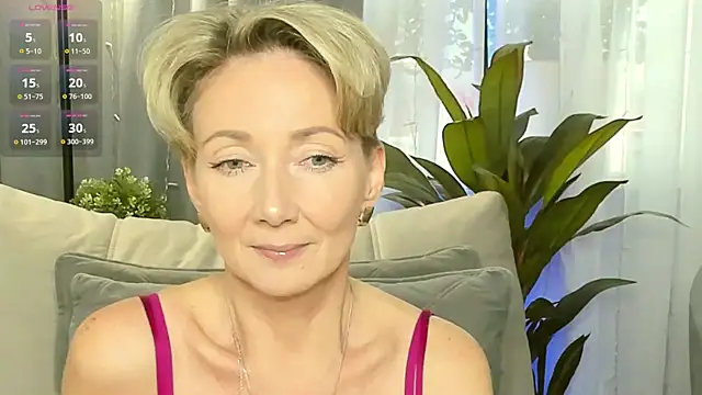 AkexandraFix online show from 23, 9, 2025