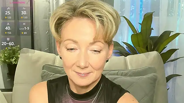 AkexandraFix online show from 17, 10, 2025