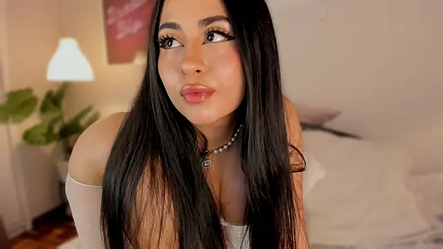 Queen liana online show from 12, 6, 2026