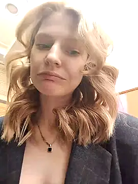 MaryHiggins online show from 8, 3, 2025