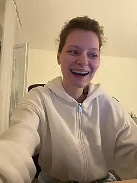 MaryHiggins online show from 14, 10, 2025