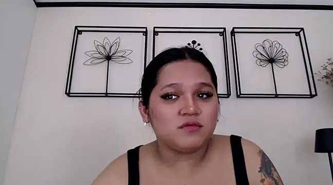 Snapshot of EmpressYna chatting on 20, 3, 2025 EmpressYna online show from 20, 3, 2025