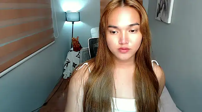 MoaningKylie online show from 6, 12, 2024