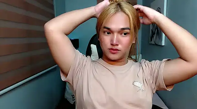 MoaningKylie online show from 25, 1, 2025