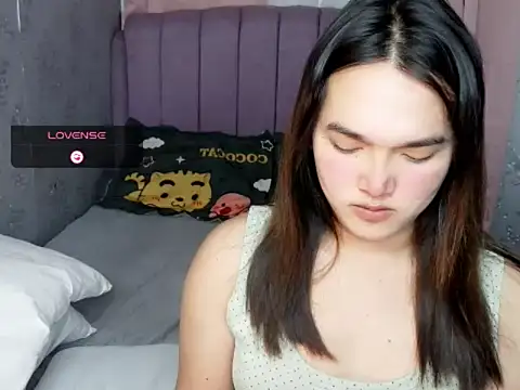 MoaningKylie online show from 5, 3, 2026