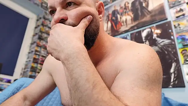 Muscle Bear online show from 25, 4, 2026