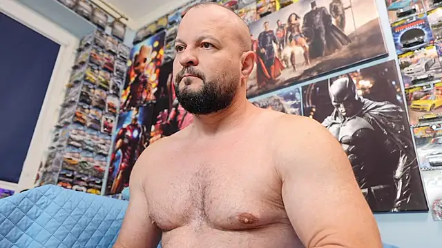 Muscle Bear online show from 20, 6, 2026