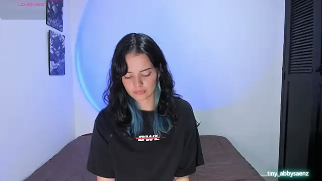 Abby Saenz01 online show from 11, 9, 2025