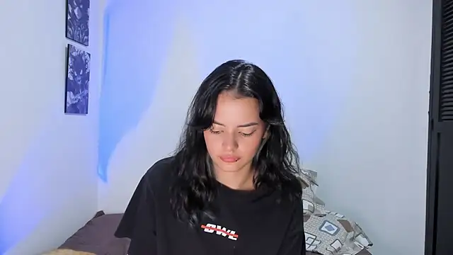 Abby Saenz01 online show from 24, 9, 2025