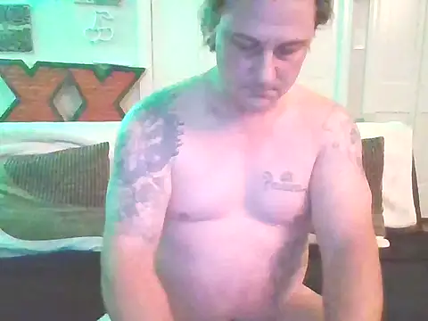 AwesomePapaya online show from 28, 4, 2026