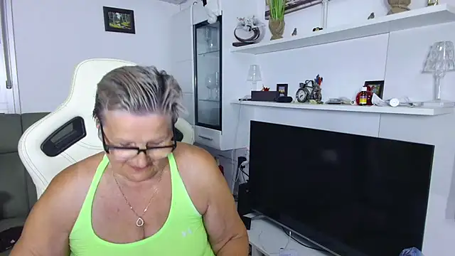 Selenna57 online show from 16, 6, 2026