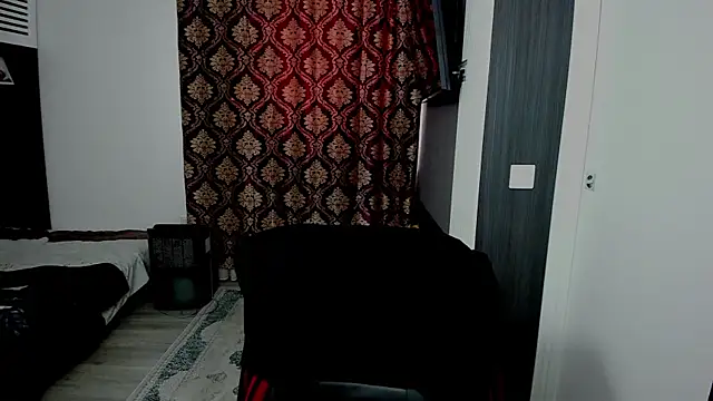 Snapshot of sexxymuscles4u chatting on 24, 11, 2025 sexxymuscles4u online show from 24, 11, 2025