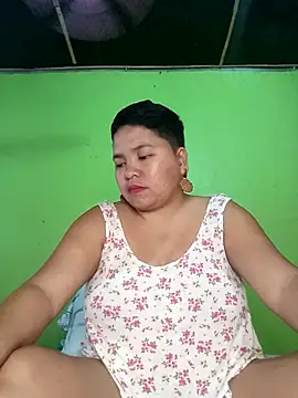 hotpussyxxx33x online show from 28, 4, 2026