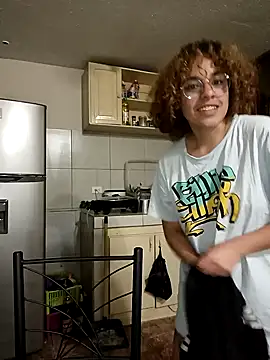 EmmaMelissa0521 online show from 4, 2, 2025