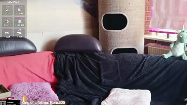 Snapshot of GamerGirl_Eve chatting on 7, 6, 2026 GamerGirl Eve online show from 7, 6, 2026