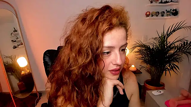 Cassandra Caiin online show from 11, 2, 2025