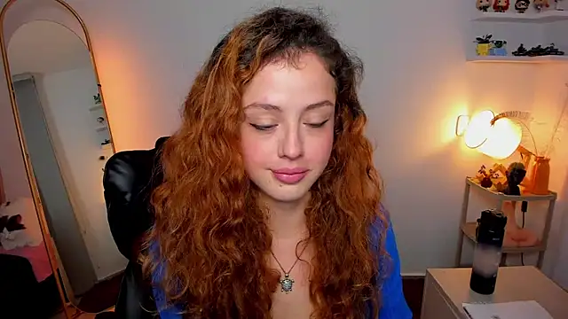 Cassandra Caiin online show from 12, 9, 2025