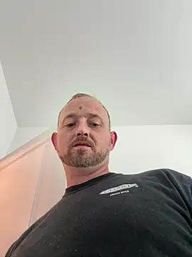 smokeymt420 online show from 18, 9, 2025