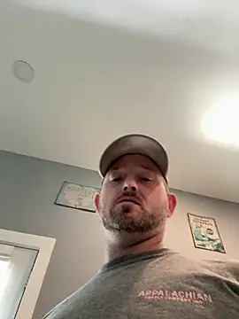 smokeymt420 online show from 22, 4, 2026