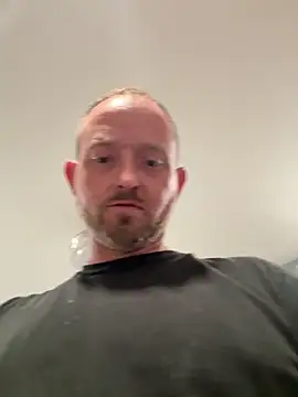 smokeymt420 online show from 12, 6, 2026