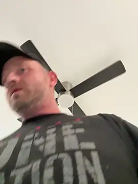 smokeymt420 online show from 17, 6, 2026