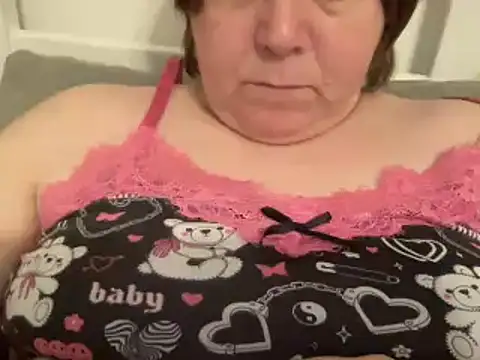 Snapshot of ParisNova chatting on 26, 12, 2024 ParisNova online show from 26, 12, 2024