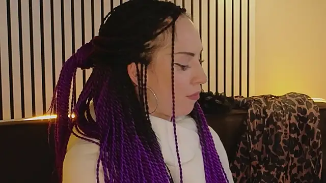 lily conor online show from 17, 3, 2025