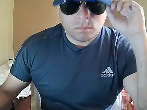 chicoguapo8 online show from 11, 2, 2025