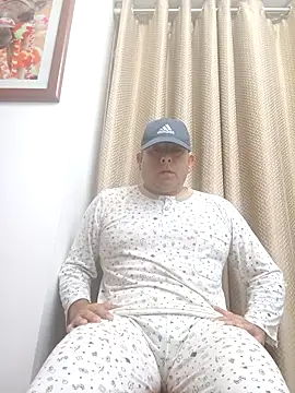 chicoguapo8 online show from 1, 10, 2025