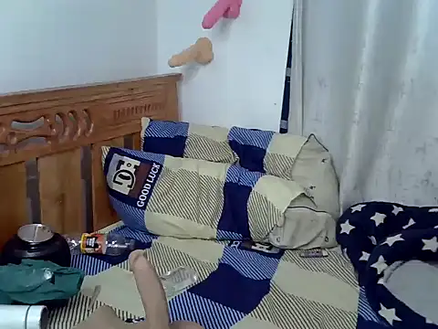 purplescarlet online show from 16, 4, 2026