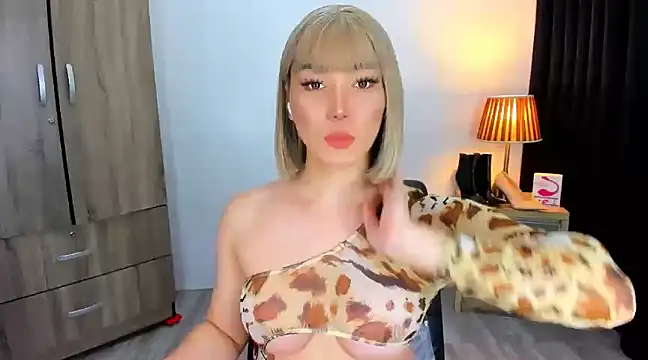 Snapshot of xxHeavenly_AngeLxx chatting on 28, 1, 2025 xxHeavenly AngeLxx online show from 28, 1, 2025