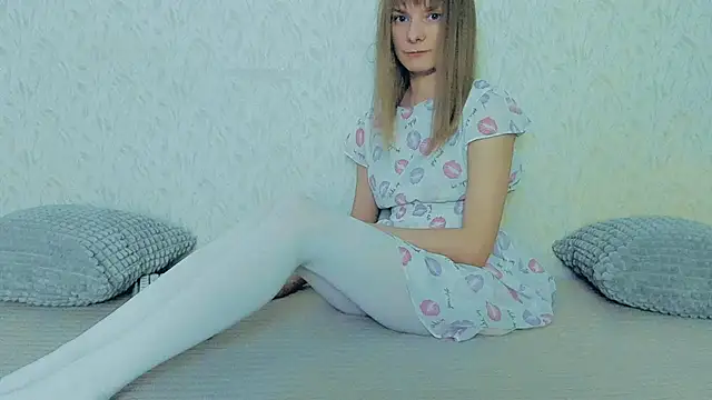 YourCaramel online show from 3, 3, 2025