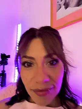 Snapshot of SamyJones9 chatting on 14, 12, 2025 SamyJones9 online show from 14, 12, 2025