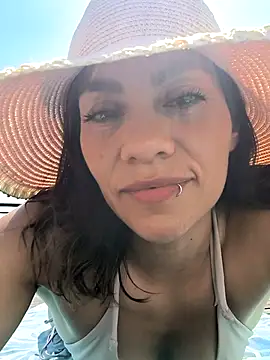 Snapshot of SamyJones9 chatting on 12, 1, 2026 SamyJones9 online show from 12, 1, 2026