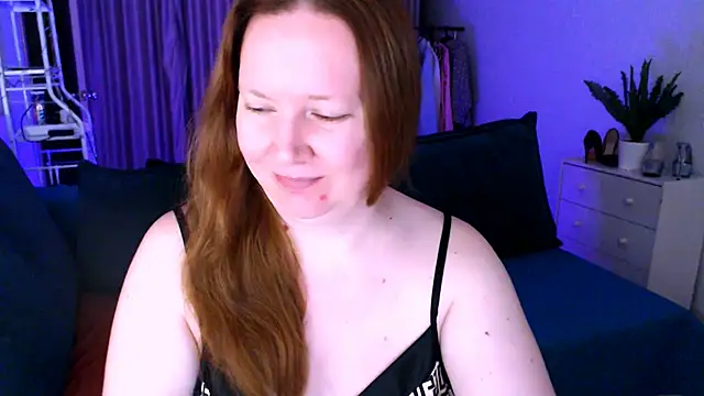 GoddessLara online show from 17, 12, 2024