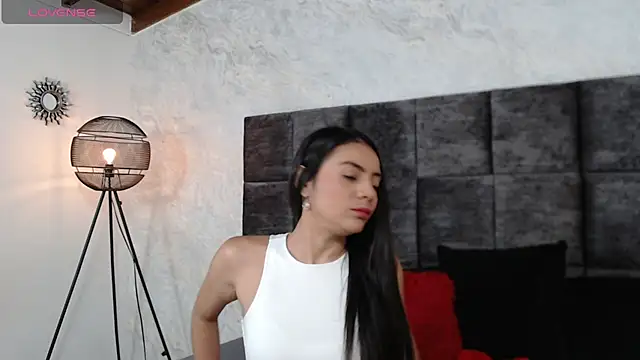 Snapshot of SusanRodriguez_ chatting on 8, 9, 2025 SusanRodriguez online show from 8, 9, 2025