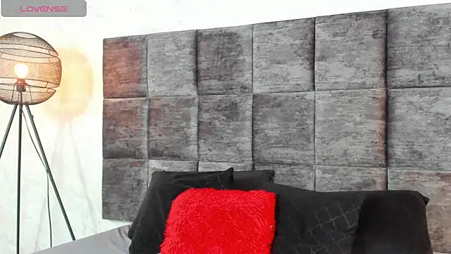 Snapshot of SusanRodriguez_ chatting on 28, 10, 2025 SusanRodriguez online show from 28, 10, 2025