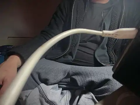 Snapshot of translove chatting on 8, 2, 2026 translove online show from 8, 2, 2026