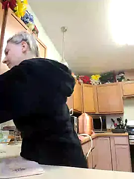 ScarletCallings420 online show from 12, 12, 2024