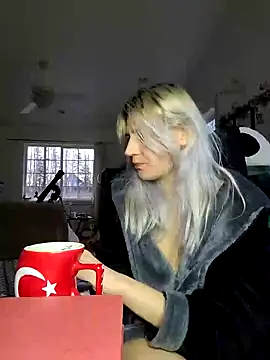 ScarletCallings420 online show from 24, 1, 2025