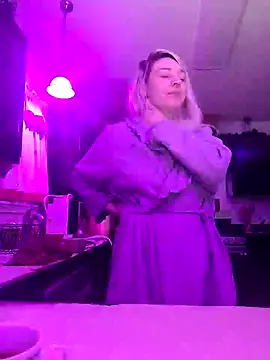 ScarletCallings420 online show from 22, 2, 2025