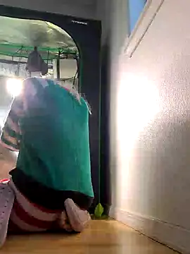 ScarletCallings420 online show from 25, 2, 2025