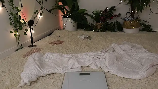 ScarletBlaze online show from 27, 1, 2025