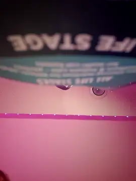 Snapshot of Cutegothcrybabyx chatting on 18, 12, 2025 Cutegothcrybabyx online show from 18, 12, 2025